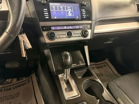 Used 2017 Subaru Legacy 2.5i Premium image 21