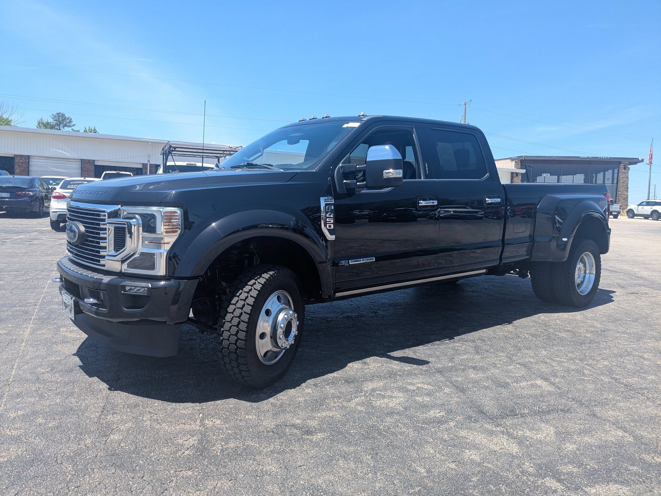 Used 2022 Ford F450 Platinum w/ FX4 Off-Road Package AWD/4WD image 4