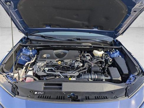 Used 2025 Toyota Camry SE image 21