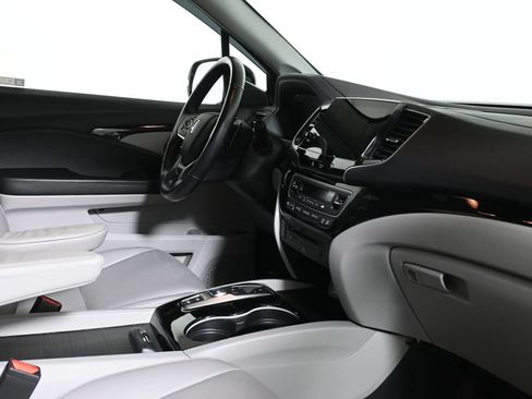Used 2022 Honda Pilot Touring image 35