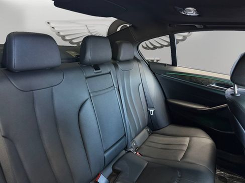 Used 2018 BMW 530i RWD image 27