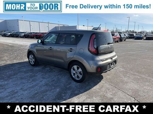 Used 2017 Kia Soul image 3