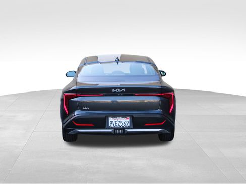 Used 2025 Kia K4 EX image 9