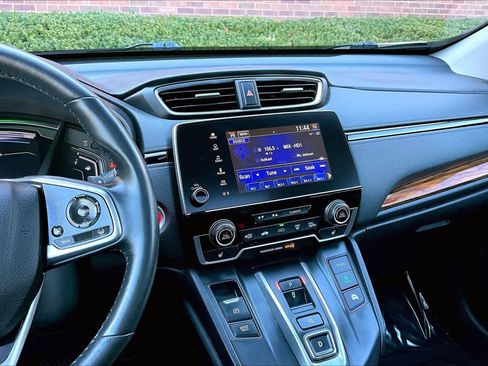 Used 2022 Honda CR-V Touring image 6