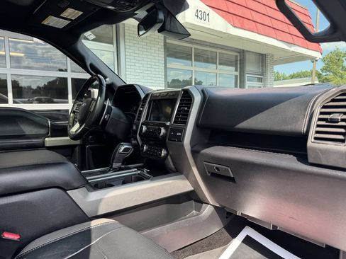 Used 2017 Ford F150 Raptor w/ Equipment Group 802A Luxury AWD/4WD image 45