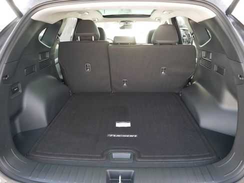 Certified 2025 Hyundai Tucson SEL image 18