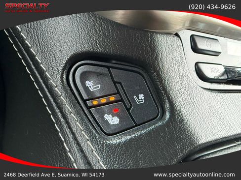 Used 2018 GMC Yukon Denali image 36