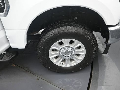 Used 2022 Ford F250 XLT AWD/4WD image 29