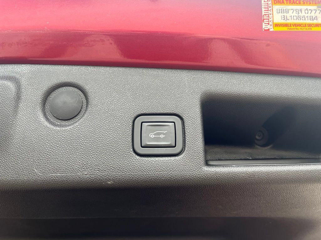 Used 2024 Chevrolet Equinox RS AWD/4WD image 12