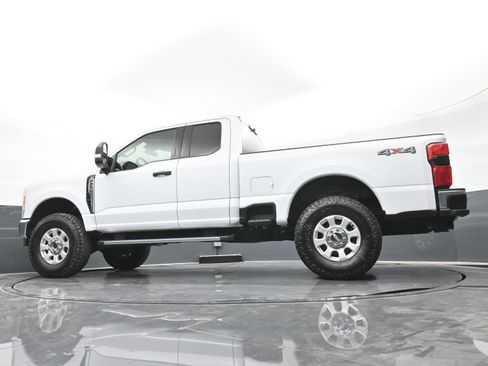 Used 2023 Ford F250 XLT w/ 360-Degree Camera Package image 39