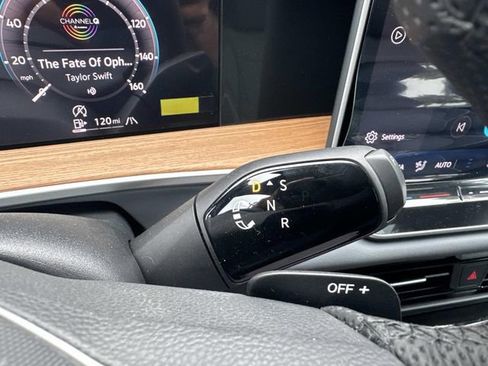 New 2026 Volkswagen Tiguan SEL R-Line AWD/4WD image 20