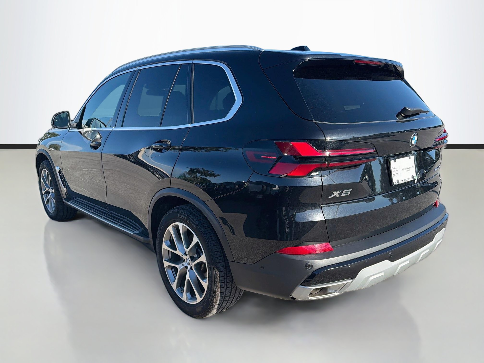 Used 2026 BMW X5 sDrive40i RWD image 3