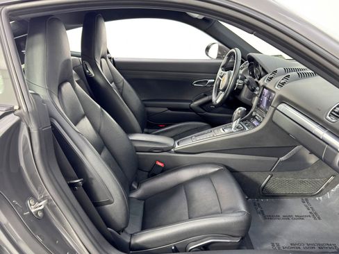 Used 2019 Porsche 718 Cayman S image 15