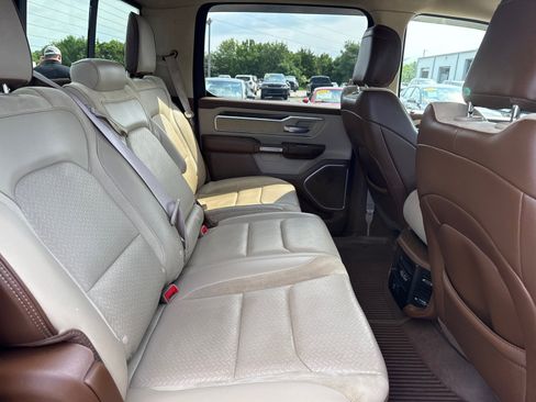Used 2020 RAM 1500 Laramie AWD/4WD image 14