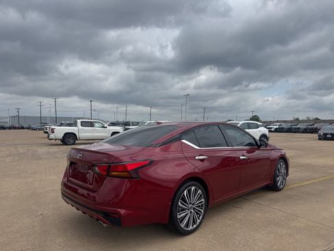 Certified 2025 Nissan Altima 2.5 SL image 22