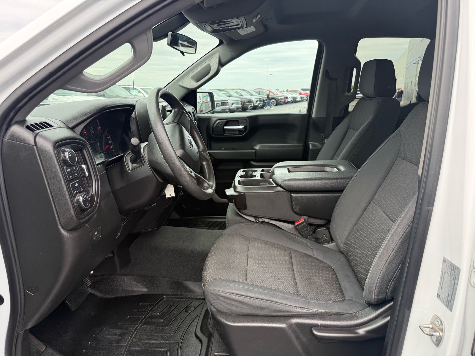 Used 2019 Chevrolet Silverado 1500 Custom Trail Boss w/ Custom Convenience Package AWD/4WD image 13