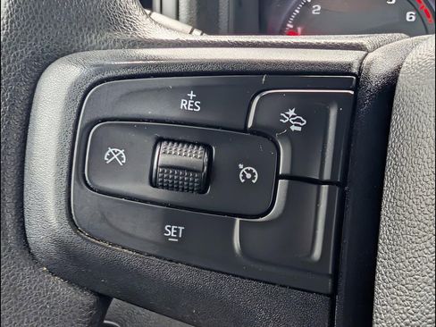 Used 2022 Chevrolet Silverado 1500 Custom AWD/4WD image 17
