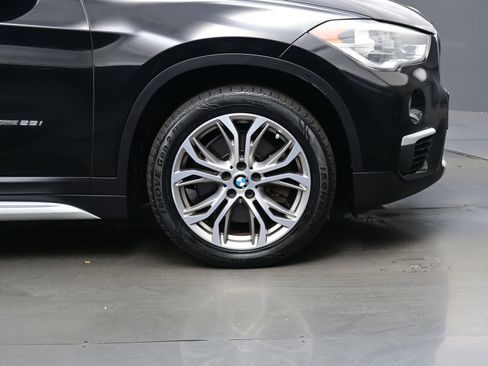 Used 2017 BMW X1 xDrive28i image 9