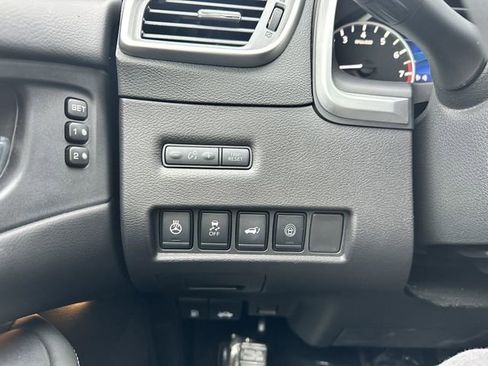 Used 2024 Nissan Murano SL AWD/4WD image 30