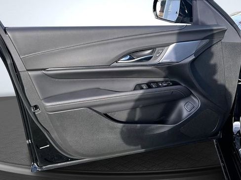 Used 2025 Cadillac CT4 Luxury image 20