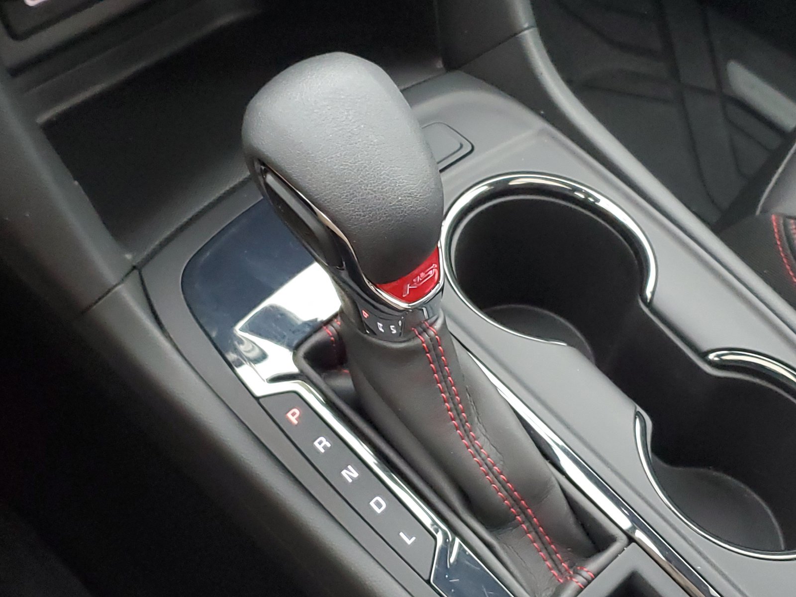 Used 2023 Chevrolet Equinox RS w/ RS Leather Package FWD image 31