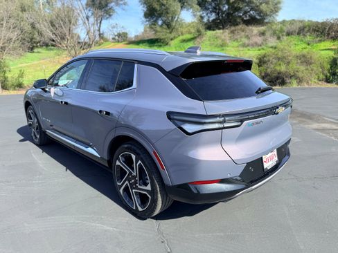 New 2026 Chevrolet Equinox EV LT w/ Convenience Package II image 6