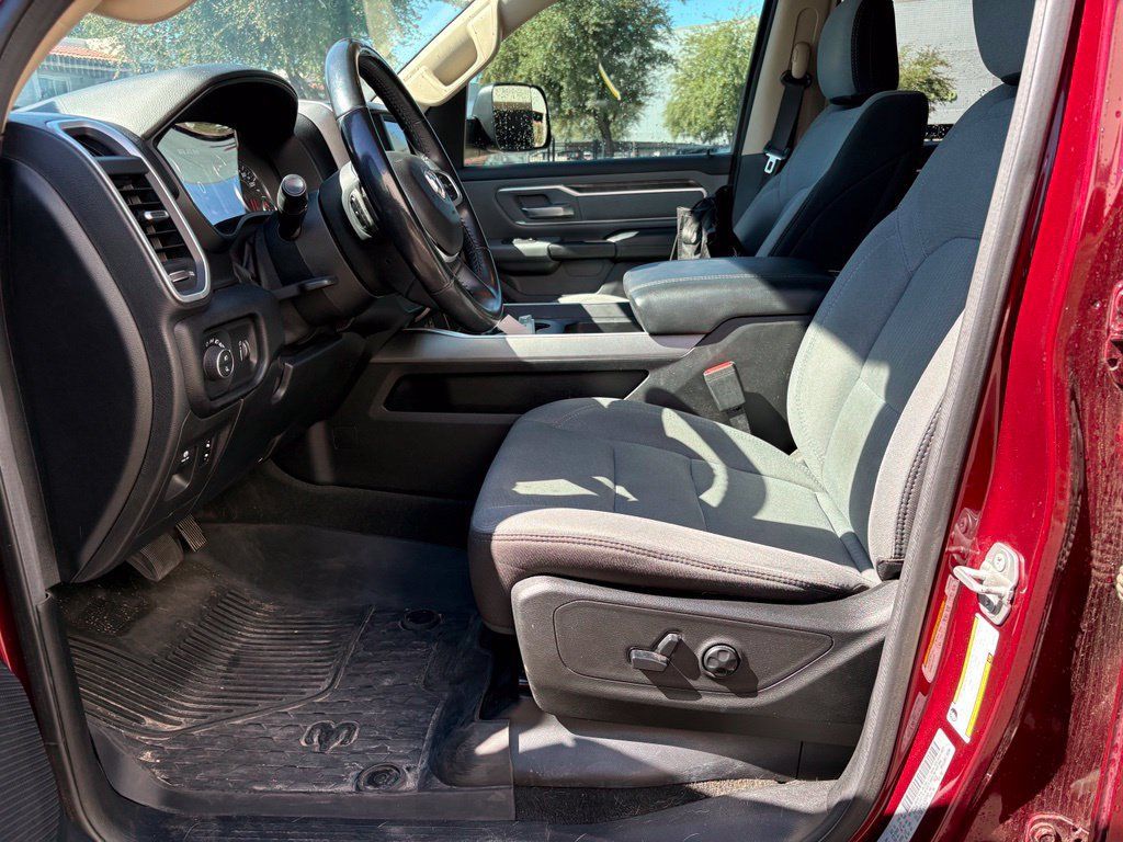 Used 2020 RAM 1500 Big Horn AWD/4WD image 8