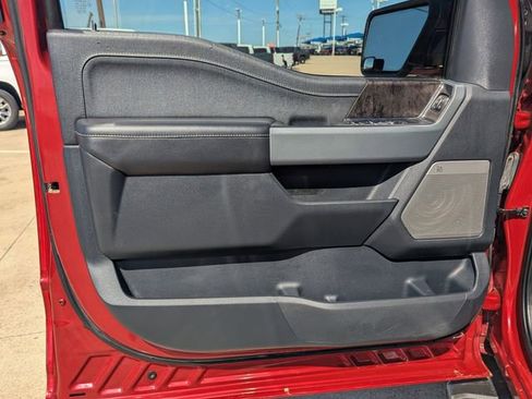 Used 2022 Ford F150 Lariat w/ Max Trailer Tow Package image 14