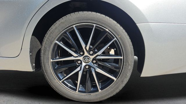 Used 2022 Toyota Camry SE FWD image 19