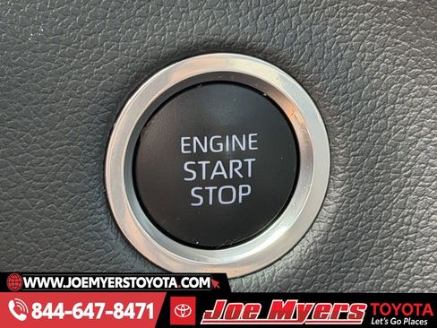 Used 2024 Toyota Tundra Limited image 22