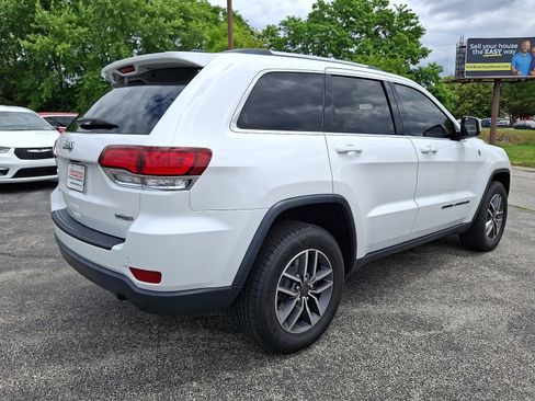Used 2020 Jeep Grand Cherokee Laredo w/ Quick Order Package 2BN North AWD/4WD image 12