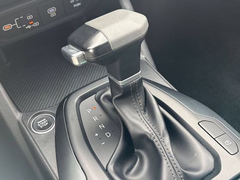 Used 2025 Kia K4 FWD image 38