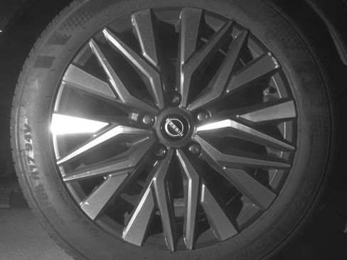 Used 2025 Nissan Altima 2.5 SV FWD image 15