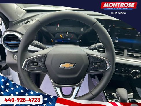 New 2026 Chevrolet Trax LT w/ LT Convenience Package FWD image 14