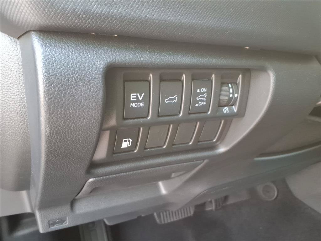 Used 2025 Subaru Forester Premium AWD/4WD image 22