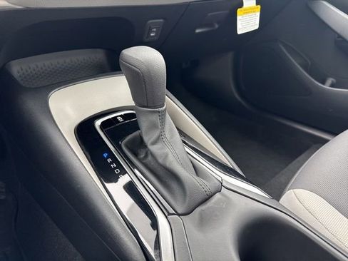 Used 2023 Toyota Corolla LE FWD image 14