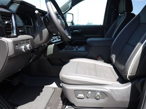 New 2026 GMC Sierra 2500 AT4X AWD/4WD image 11