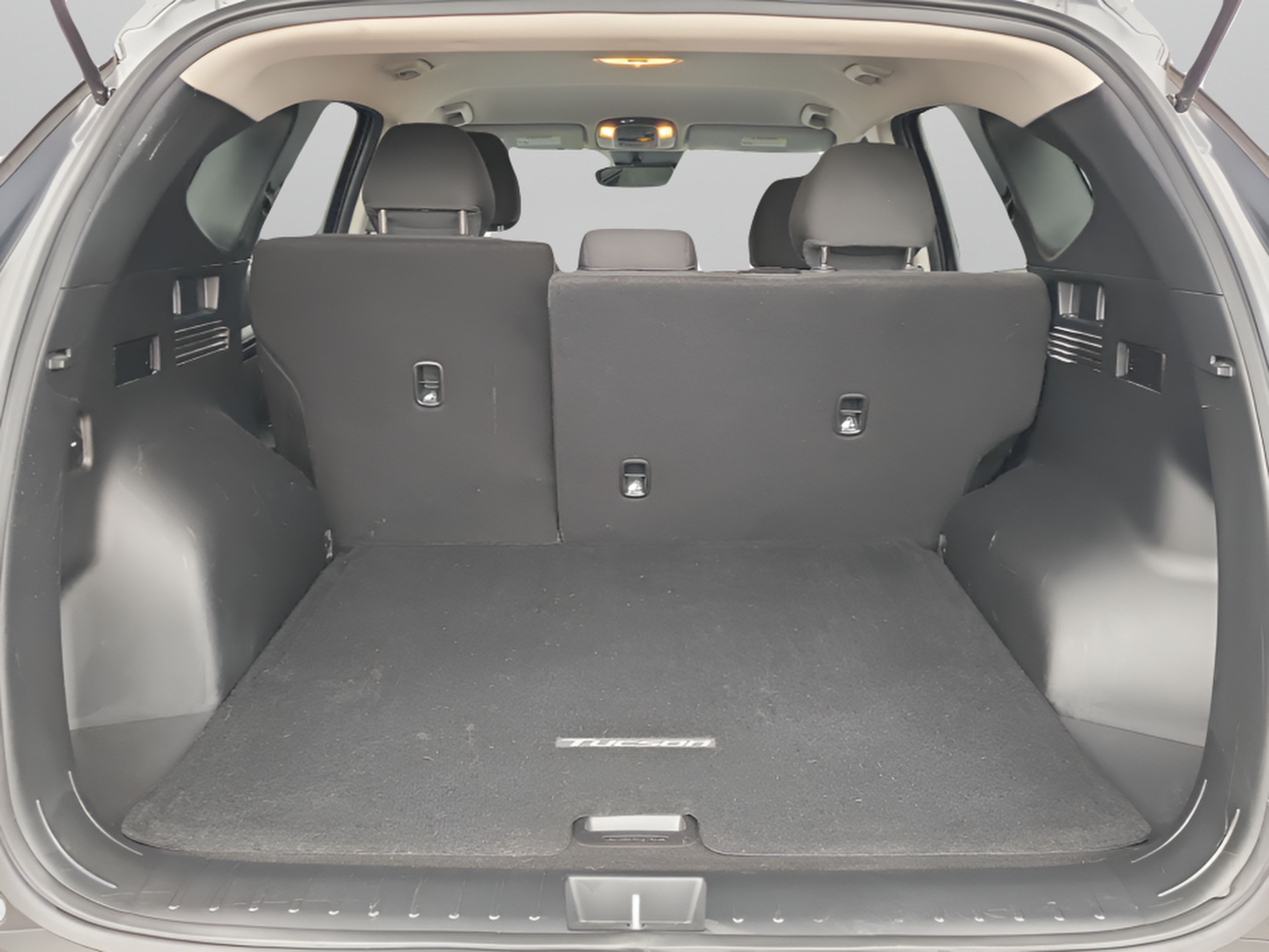 Certified 2022 Hyundai Tucson SEL w/ Cargo Package FWD image 8