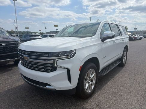 Used 2021 Chevrolet Tahoe Premier w/ Premium Package RWD image 1