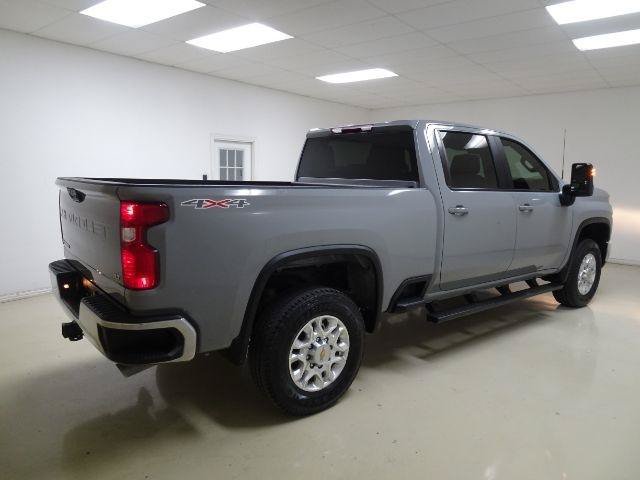 Used 2024 Chevrolet Silverado 2500 LT w/ Convenience Package AWD/4WD image 6