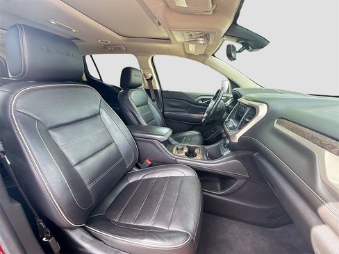 Used 2020 GMC Acadia Denali w/ Technology Package image 32