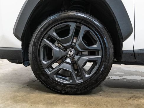 Used 2024 Toyota RAV4 Adventure AWD/4WD image 11