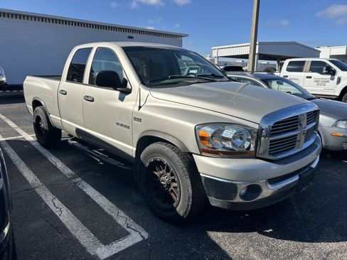 Used 2008 Dodge Ram 1500 Truck SLT w/ Popular Equipment Group image 19
