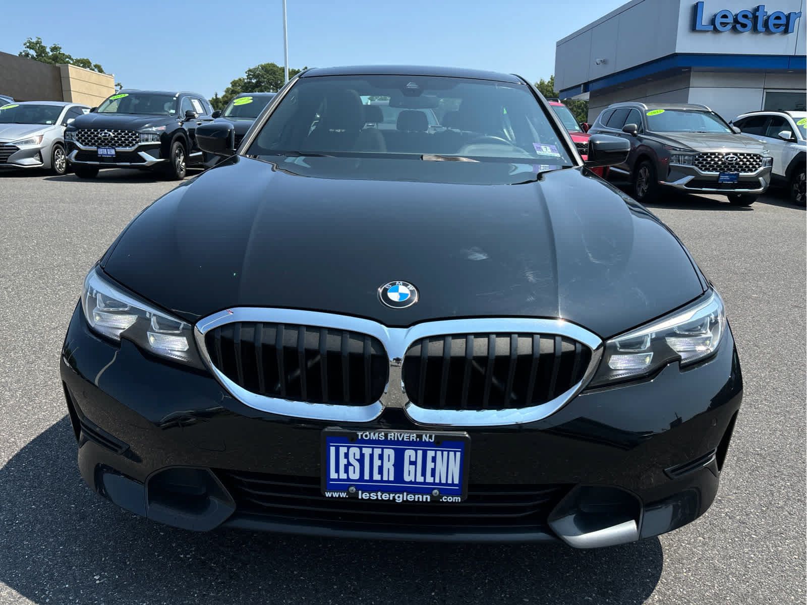 Used 2019 BMW 330i xDrive Sedan w/ Driving Assistance Package AWD/4WD image 3