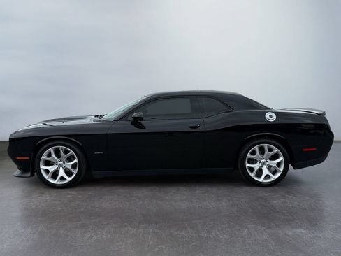 Used 2019 Dodge Challenger R/T RWD image 6