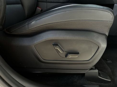 Used 2025 Hyundai Santa Fe Calligraphy AWD/4WD image 30