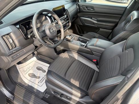 Used 2024 Nissan Pathfinder Rock Creek AWD/4WD image 14