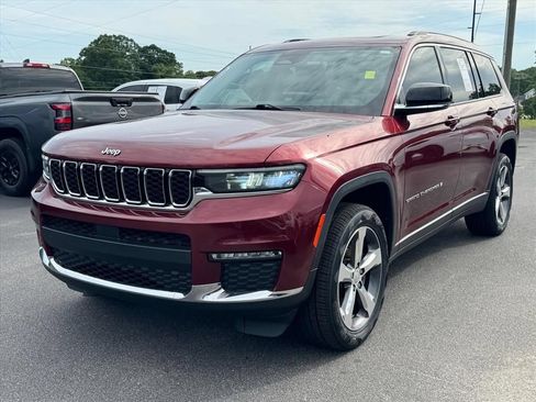 Used 2021 Jeep Grand Cherokee L Limited RWD image 7