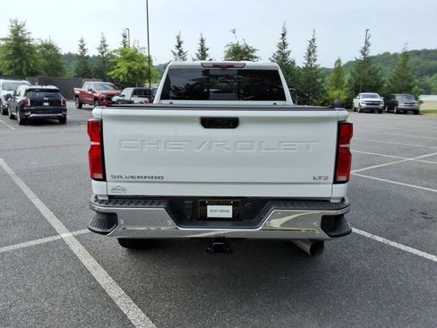 Certified 2025 Chevrolet Silverado 2500 LTZ w/ LTZ Plus Package AWD/4WD image 6