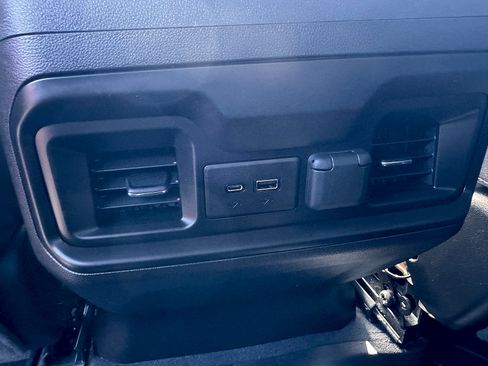 Used 2019 Chevrolet Silverado 1500 LT Trail Boss AWD/4WD image 22